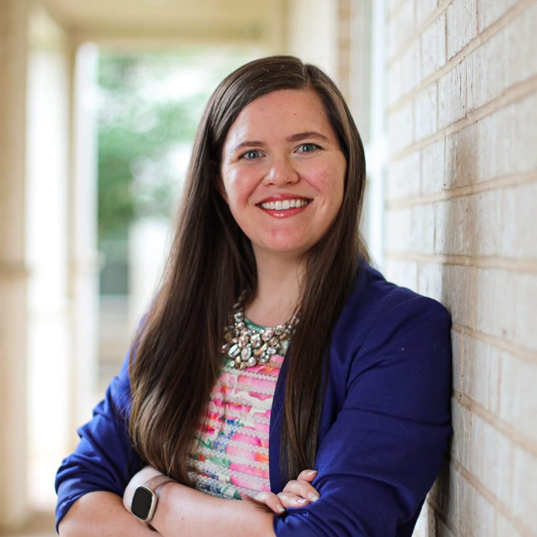 Carole Hoyer headshot