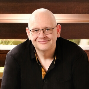 Chris Bookout headshot